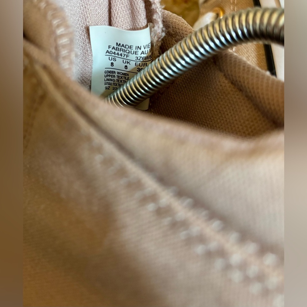 Converse Chuck Taylor Mauve Madison High Tops - Picture 7 of 8